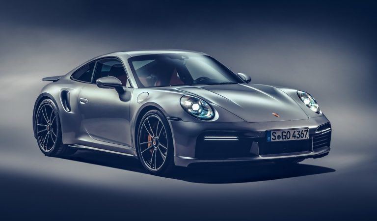 Nuova Porsche 911 Turbo S: immagini ufficiali