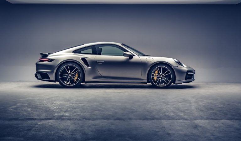 Nuova Porsche 911 Turbo S: immagini ufficiali