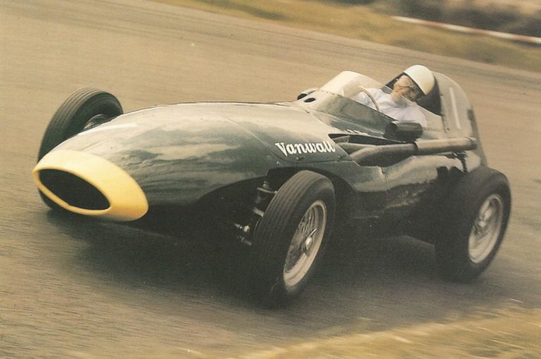 Scuderie Formula 1 vincenti e non più in gara: la storia nelle immagini