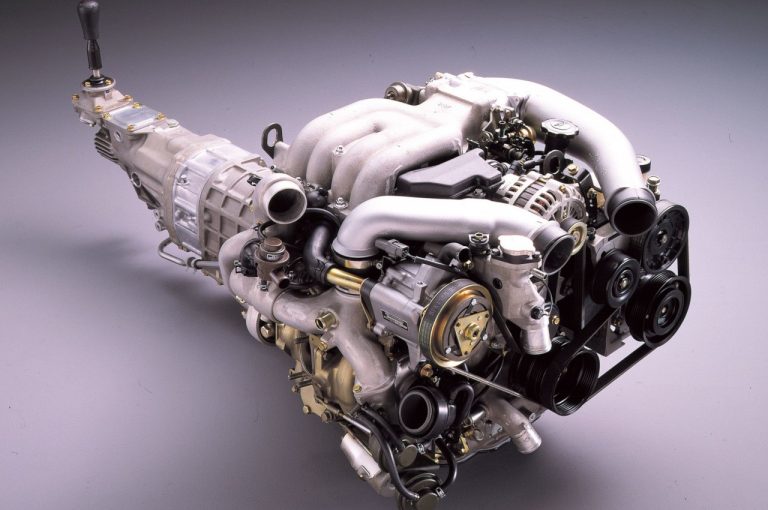 Mazda RX-7 1991-2002: la storia e la tecnica nelle immagini