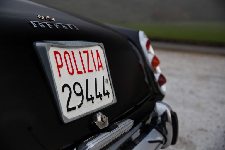 Ferrari 250 GTE 2+2 Polizia 1962: le immagini