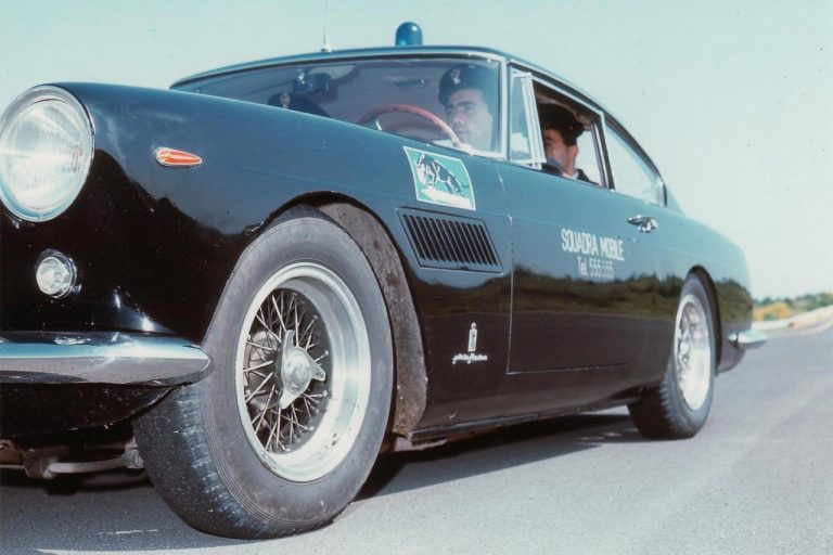 Ferrari 250 GTE 2+2 Polizia 1962: le immagini