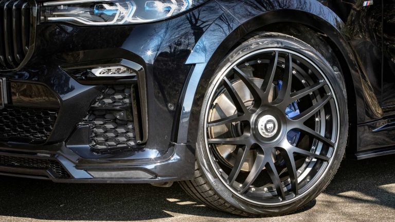 Bmw X7 by Lumma Design: immagini ufficiali