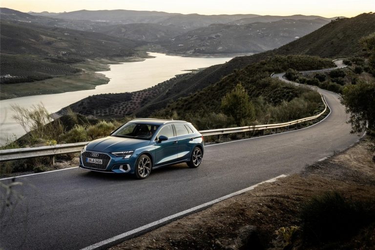 Audi A3 35 TFSI S tronic MHEV 2020: immagini ufficiali