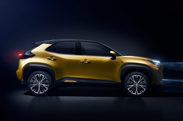 Toyota Yaris Cross: prime immagini ufficiali