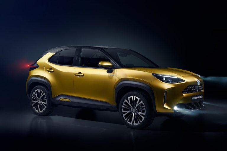 Toyota Yaris Cross: prime immagini ufficiali