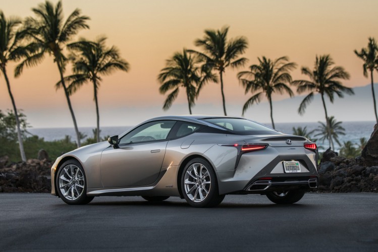 Nuova Lexus LC Coupé 2021: immagini ufficiali