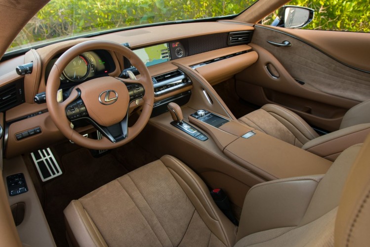 Nuova Lexus LC Coupé 2021: immagini ufficiali