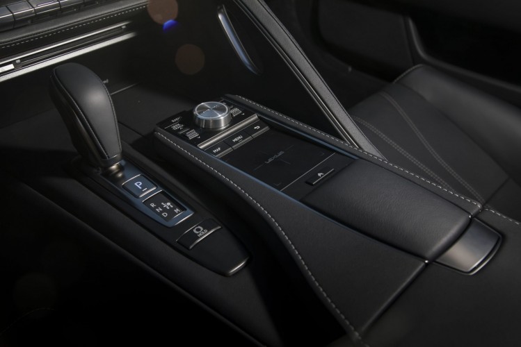 Nuova Lexus LC Coupé 2021: immagini ufficiali