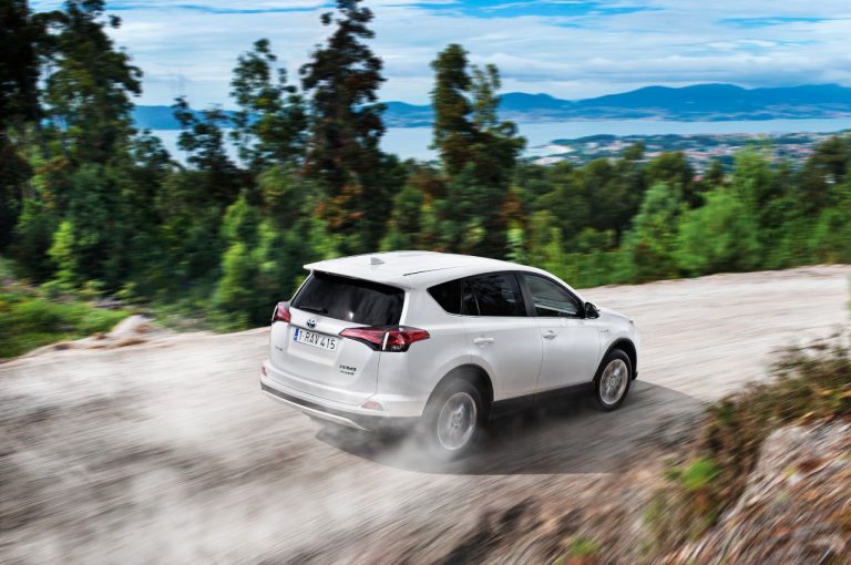 Toyota Rav4: la storia nelle immagini