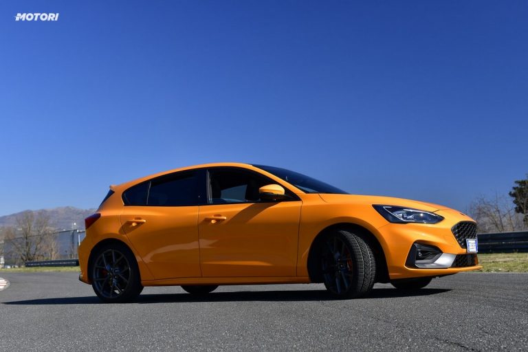 Ford Focus ST: la prova su strada e in pista