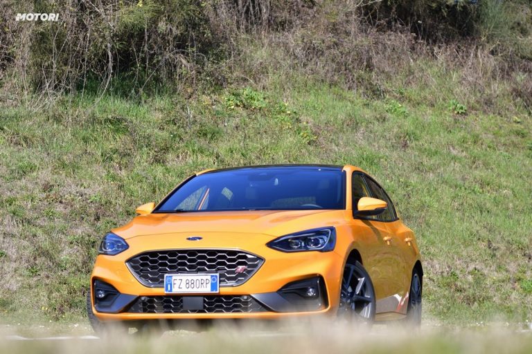 Ford Focus ST: la prova su strada e in pista