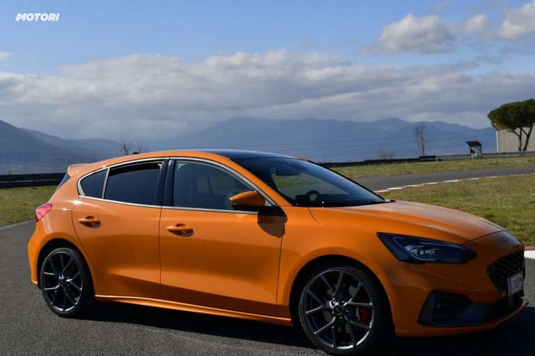 Ford Focus ST: la prova su strada e in pista