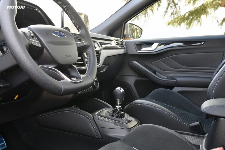 Ford Focus ST: la prova su strada e in pista