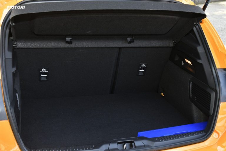 Ford Focus ST: la prova su strada e in pista