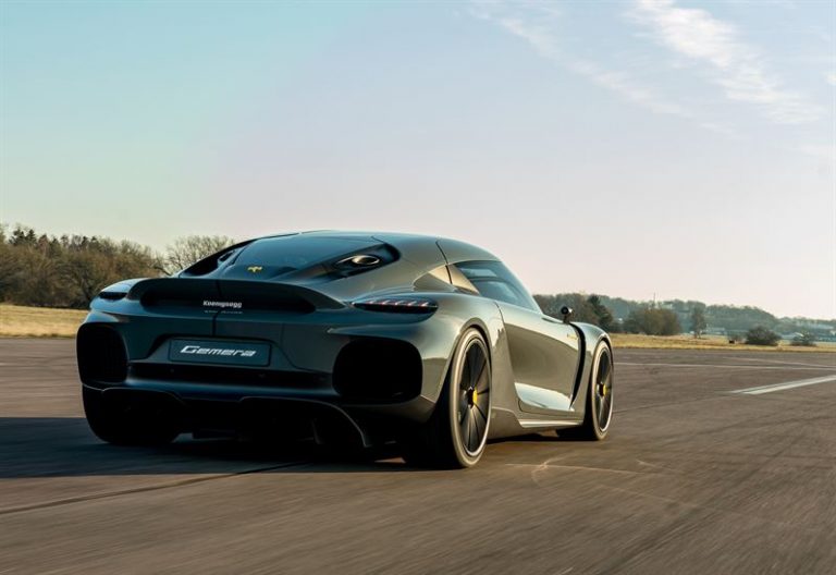 Koenigsegg Gemera: immagini ufficiali in pista