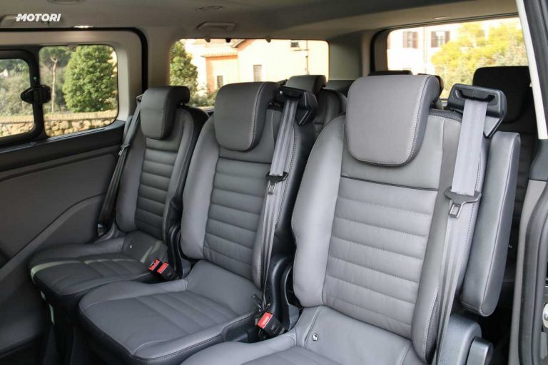 Ford Tourneo Custom: la prova su strada