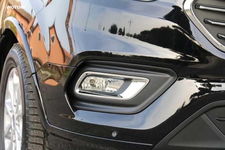 Ford Tourneo Custom: la prova su strada