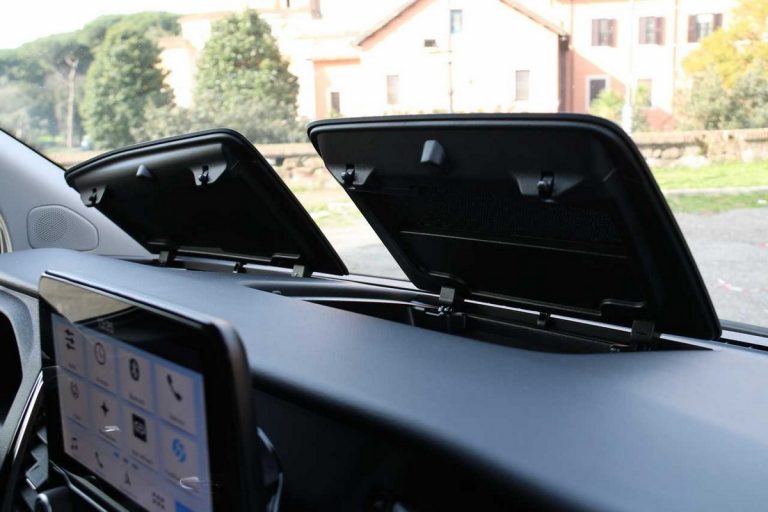 Ford Tourneo Custom: la prova su strada