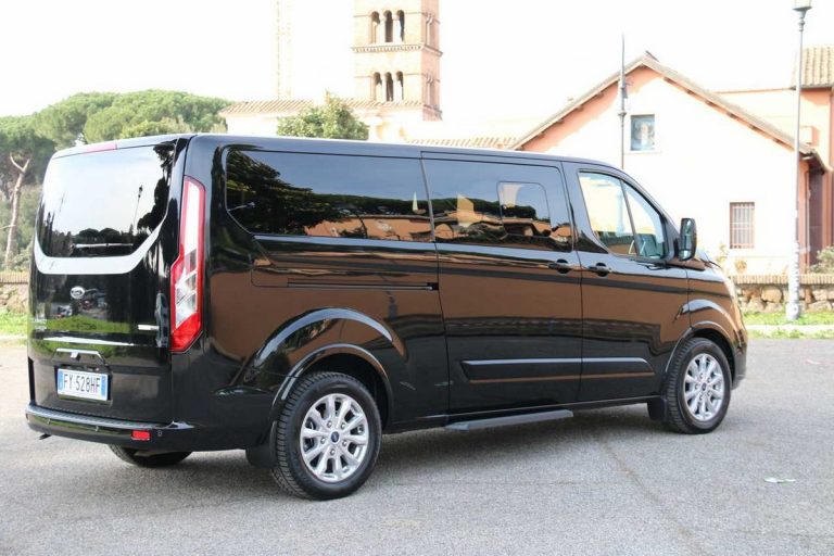 Ford Tourneo Custom: la prova su strada