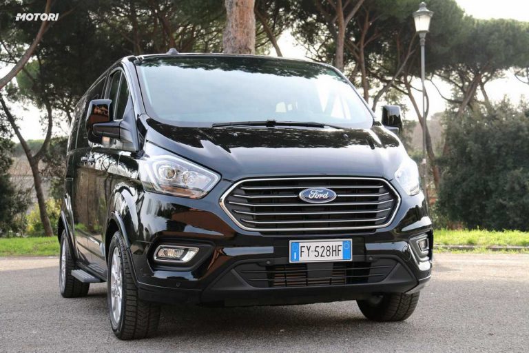 Ford Tourneo Custom: la prova su strada