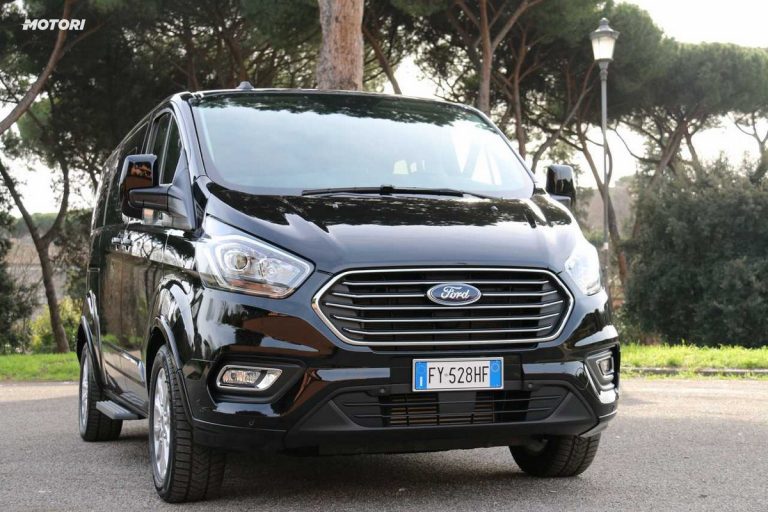 Ford Tourneo Custom: la prova su strada