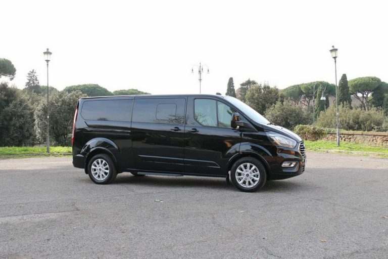 Ford Tourneo Custom: la prova su strada
