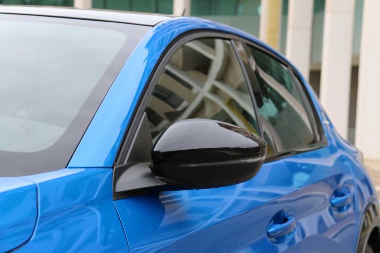 Peugeot 208 1.2 PureTech e 1.5 BlueHDi: la prova su strada
