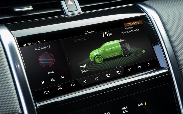 Land Rover Discovery Sport ibrida plug-in: immagini ufficiali
