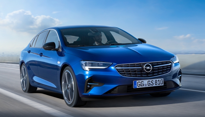 Nuova Opel Insignia 2020: immagini ufficiali