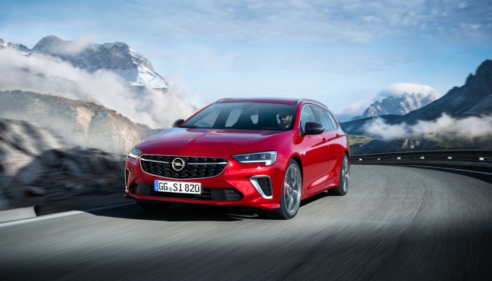 Nuova Opel Insignia 2020: immagini ufficiali