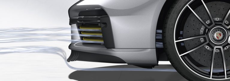 Porsche 911 Turbo S, l’assetto aerodinamico: immagini ufficiali