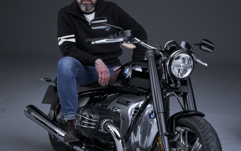 Nuova Bmw R 18: immagini ufficiali