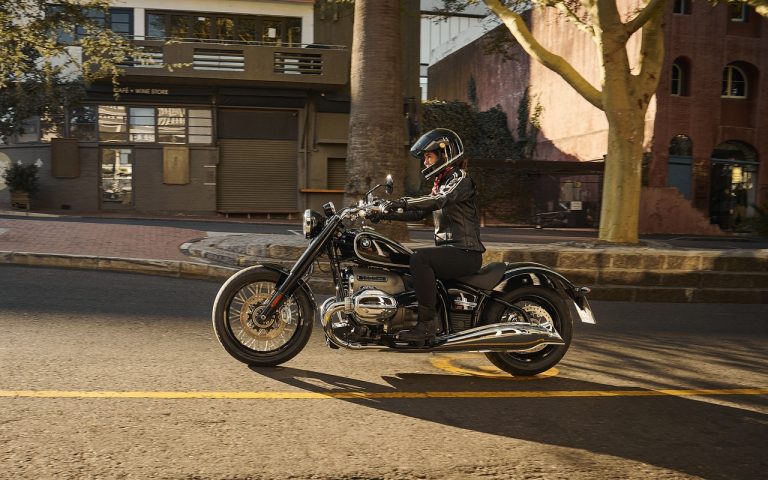 Nuova Bmw R 18: immagini ufficiali