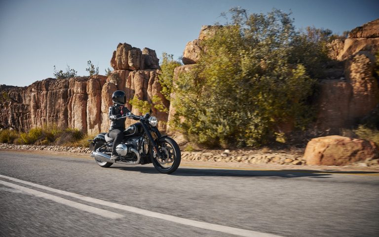Nuova Bmw R 18: immagini ufficiali