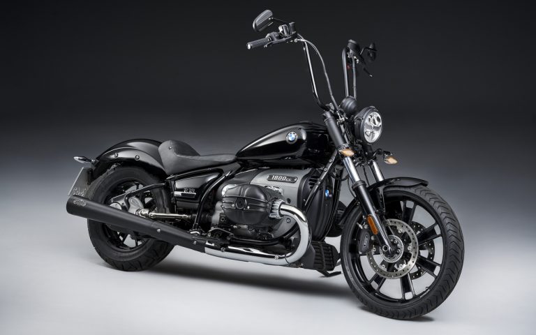 Nuova Bmw R 18: immagini ufficiali