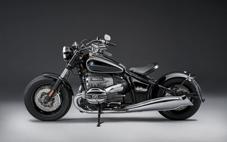 Nuova Bmw R 18: immagini ufficiali