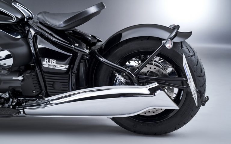 Nuova Bmw R 18: immagini ufficiali