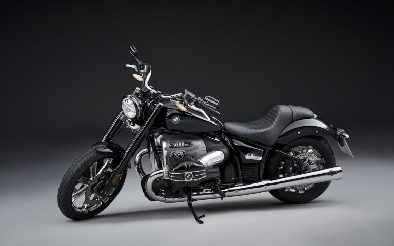 Nuova Bmw R 18: immagini ufficiali