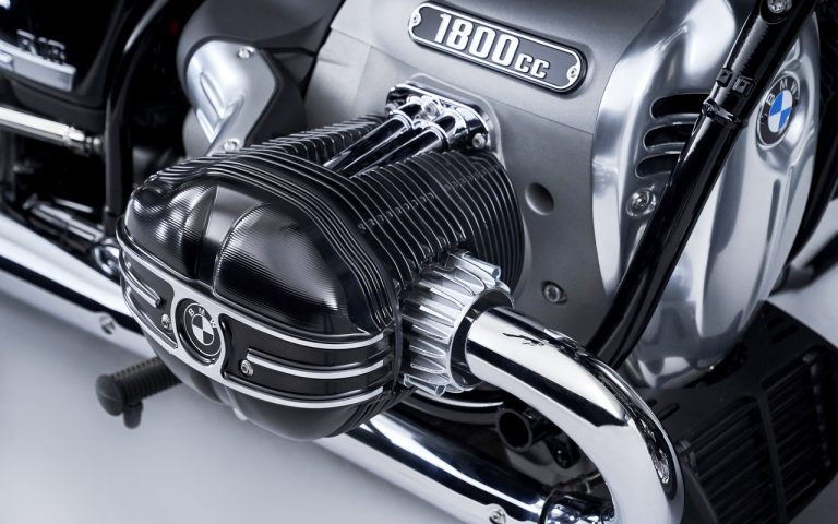 Nuova Bmw R 18: immagini ufficiali