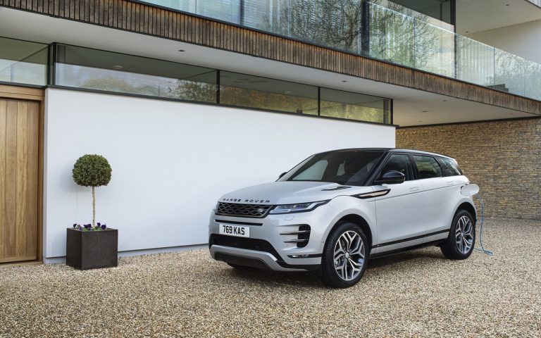 Range Rover Evoque ibrida plug-in: immagini ufficiali
