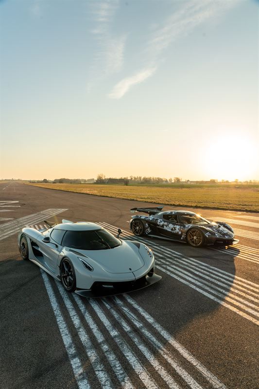 Koenigsegg Jesko Absolut: immagini ufficiali in pista