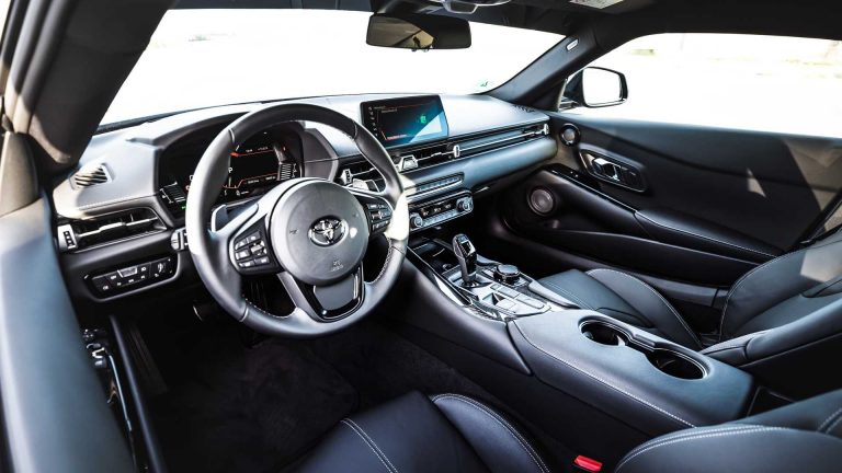 Toyota Supra Manhart GR 450: immagini ufficiali