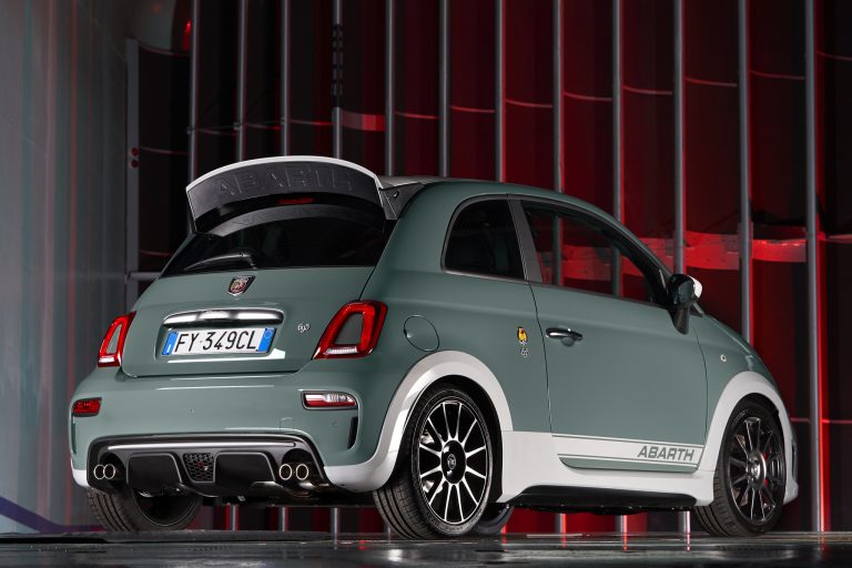 Marmitta Abarth: immagini ufficiali