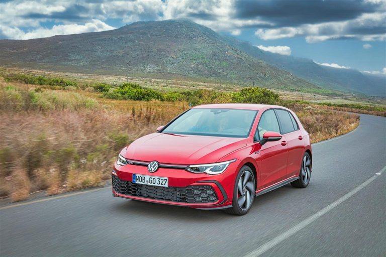 Volkswagen Golf 8 GTI 2020: nuove immagini ufficiali