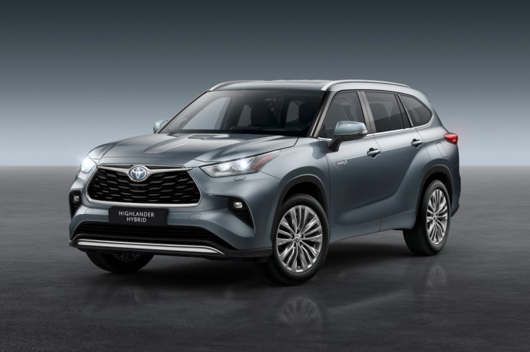 Toyota Highlander Hybrid 2021: immagini ufficiali