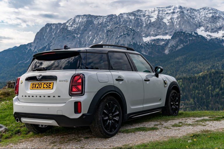 Mini Countryman 2020: immagini ufficiali