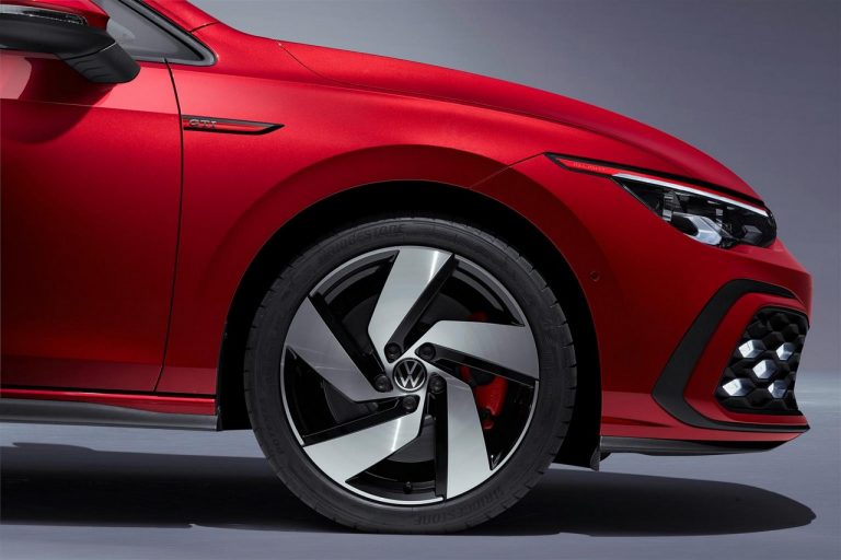 Volkswagen Golf 8 GTI 2020: nuove immagini ufficiali