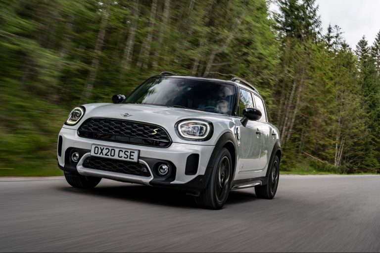 Mini Countryman 2020: immagini ufficiali