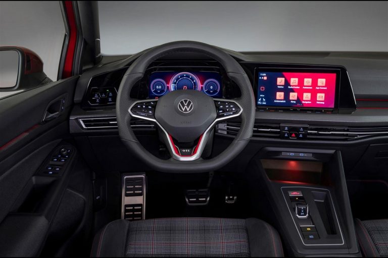 Volkswagen Golf 8 GTI 2020: nuove immagini ufficiali